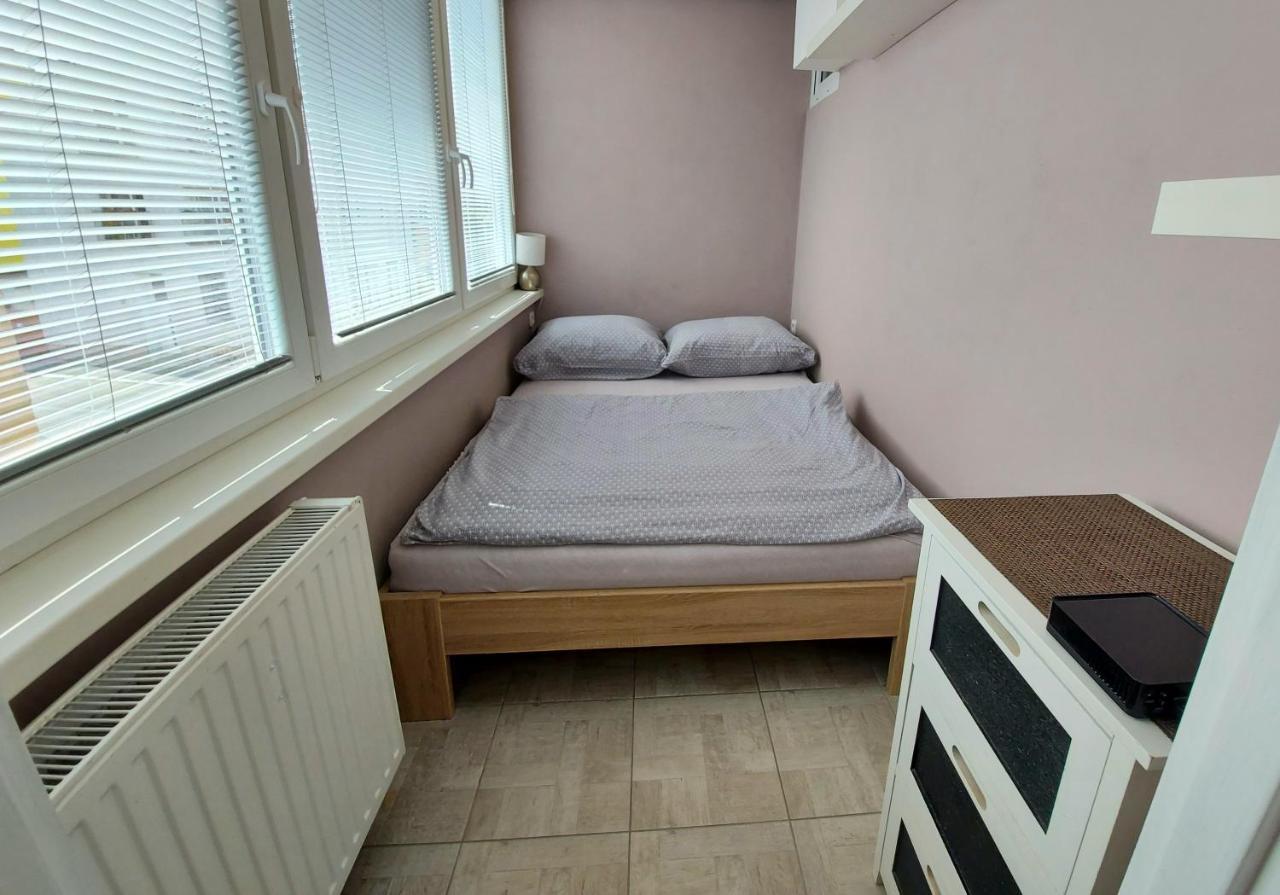 Klostrmanka - Decin, Letna Apartment ภายนอก รูปภาพ