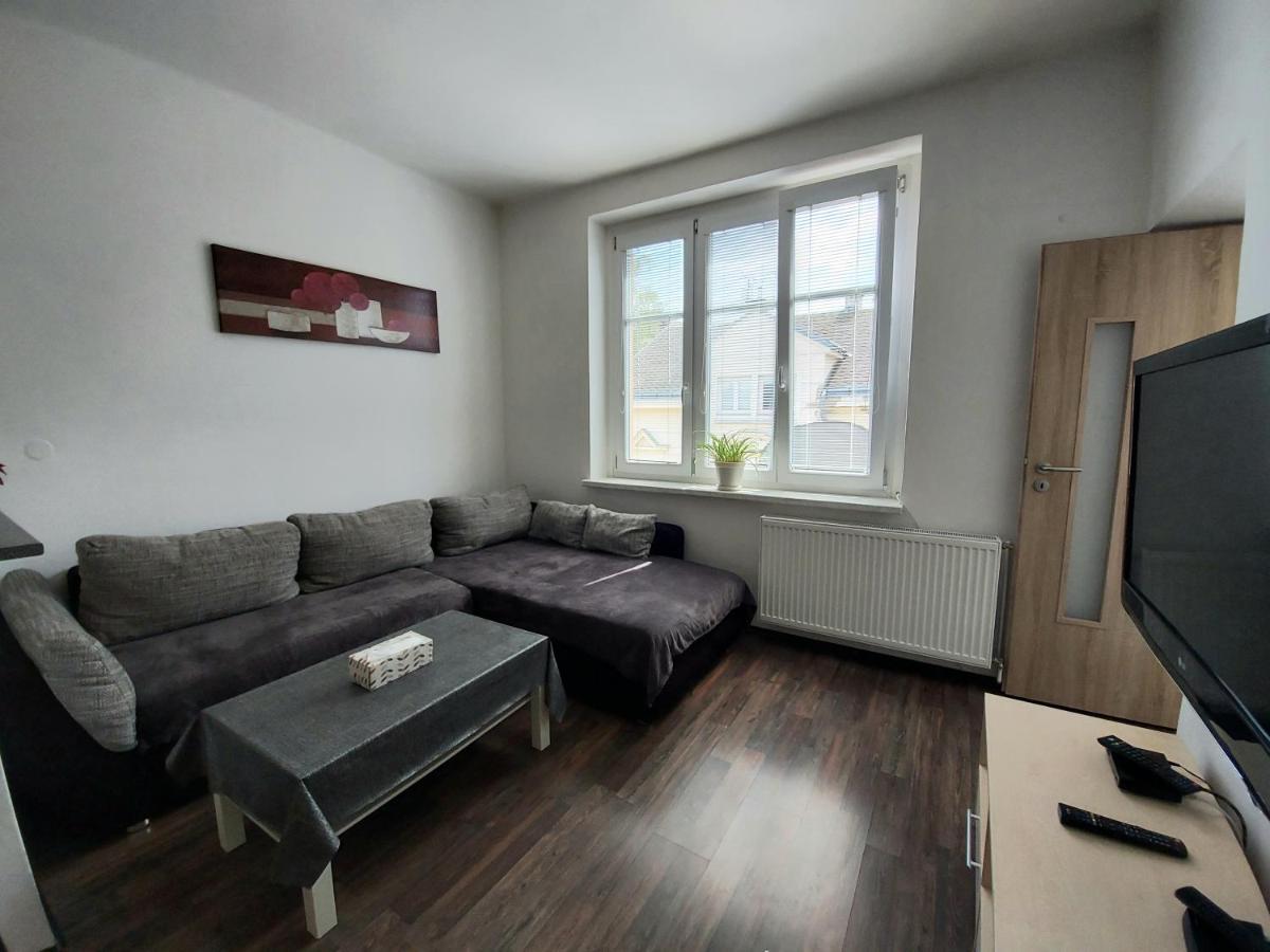 Klostrmanka - Decin, Letna Apartment ภายนอก รูปภาพ