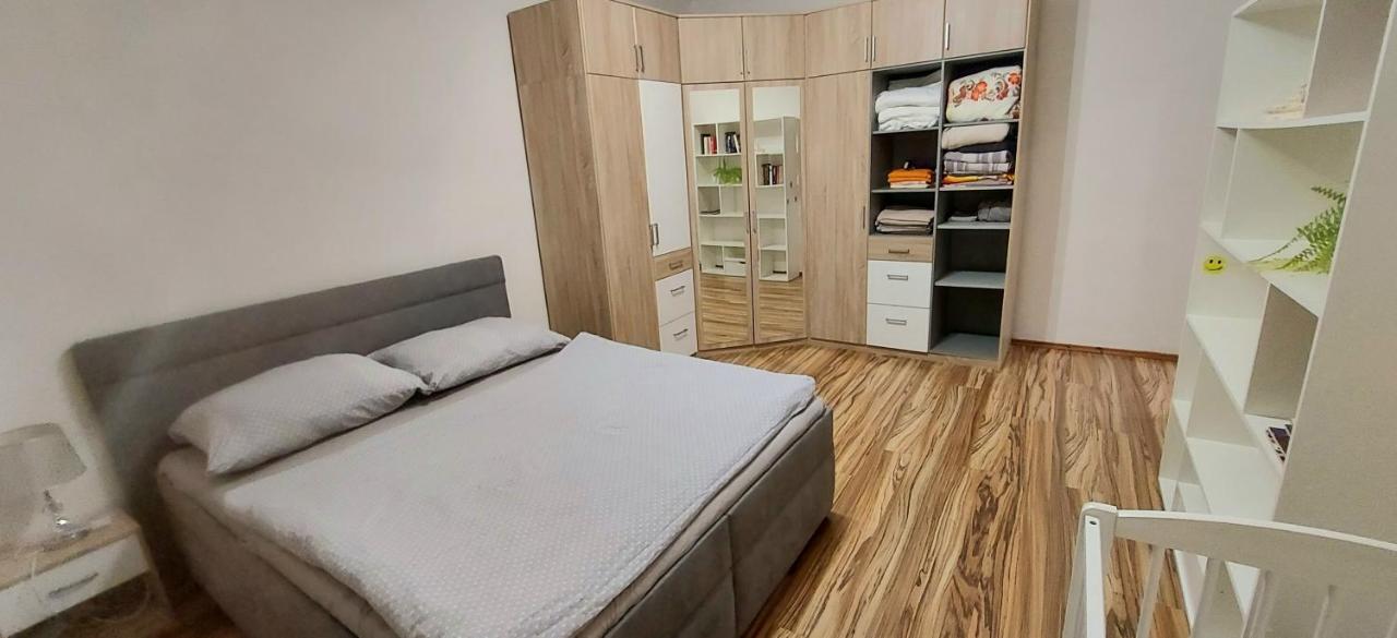 Klostrmanka - Decin, Letna Apartment ภายนอก รูปภาพ