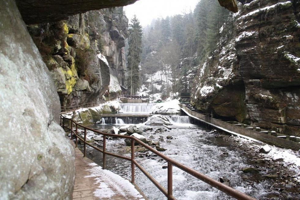 Klostrmanka - Decin, Letna Apartment ภายนอก รูปภาพ